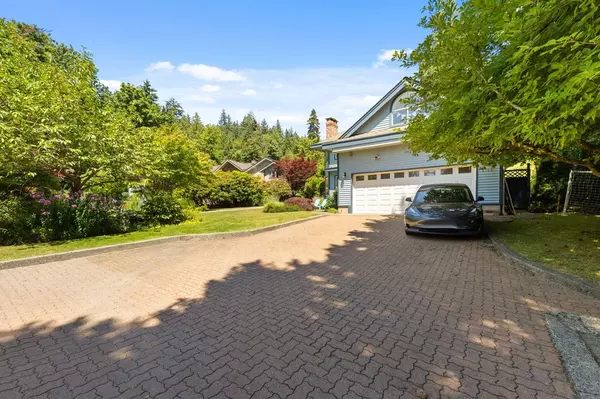 West Vancouver, BC V7W 3B7,6755 Dufferin AVE