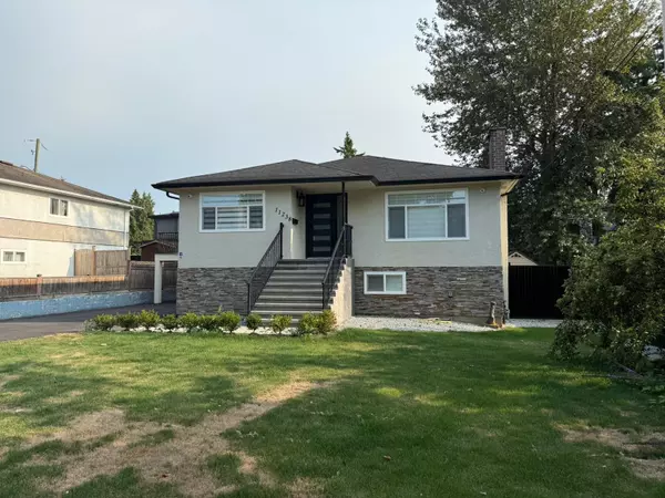 11238 82 AVE,  Delta,  BC V4C 2B7