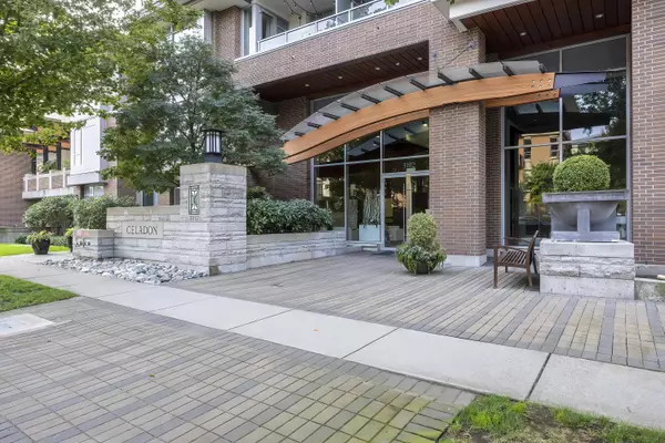 Coquitlam, BC V3B 0J3,3102 Windsor Gate #602