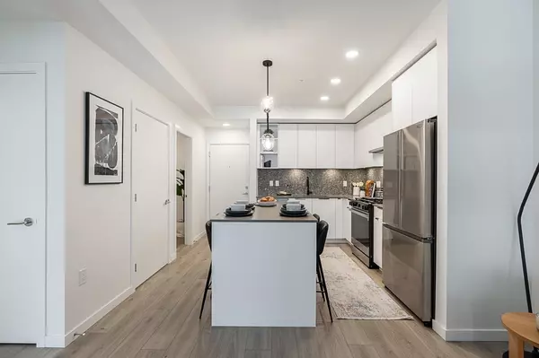 Langley, BC V2Y 3X8,7936 206 ST #609