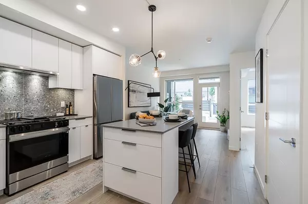 Langley, BC V2Y 3X8,7936 206 ST #303