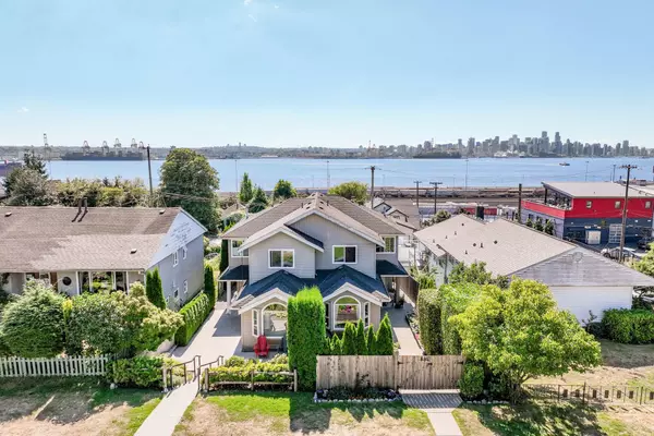 North Vancouver, BC V7L 1B8,407 E 1st ST