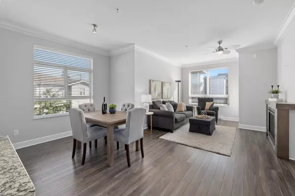 Langley, BC V2Y 0M8,20861 83 AVE #301