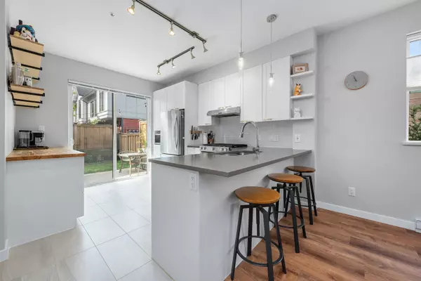 Squamish, BC V8B 0V9,1218 Brandywine DR