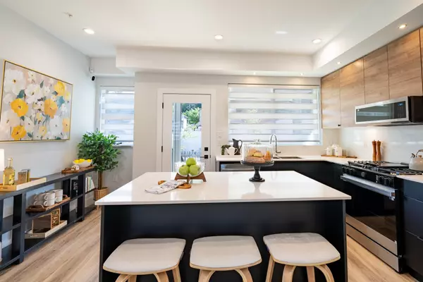 Maple Ridge, BC V2W 0K9,10640 248 ST #50