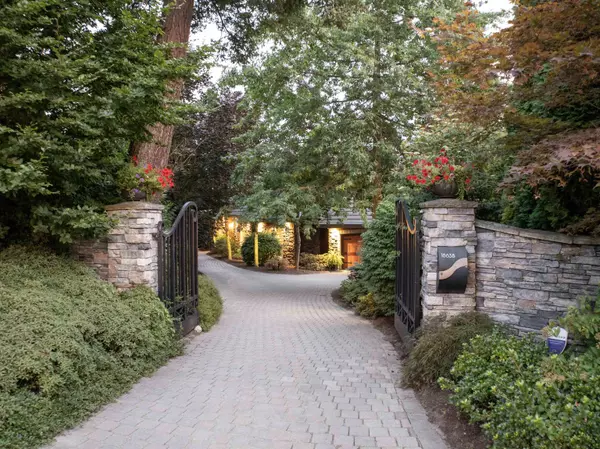 Surrey, BC V3S 8L5,18638 54a AVE