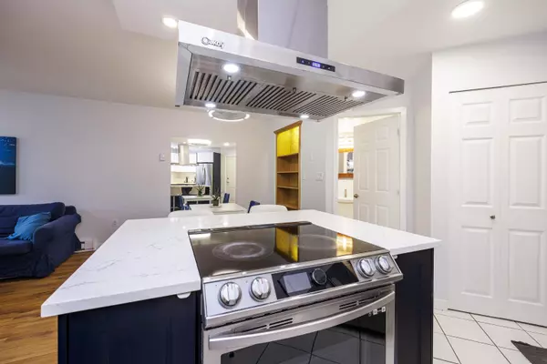 Squamish, BC V8B 0L8,40100 Willow CRES #209