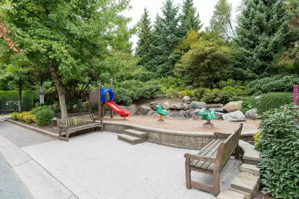 Burnaby, BC V5C 0C7,4768 Brentwood DR #206