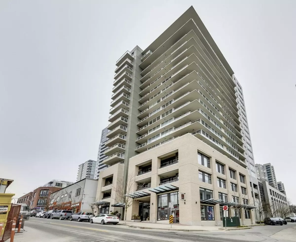 New Westminster, BC V3L 0B3,39 Sixth ST #401
