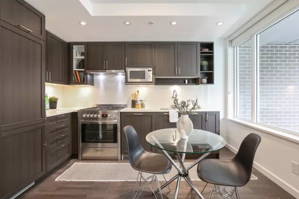 Vancouver, BC V5R 0E4,5665 Boundary RD #516