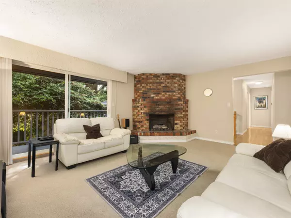 North Vancouver, BC V7P 2H4,1224 W 23rd ST