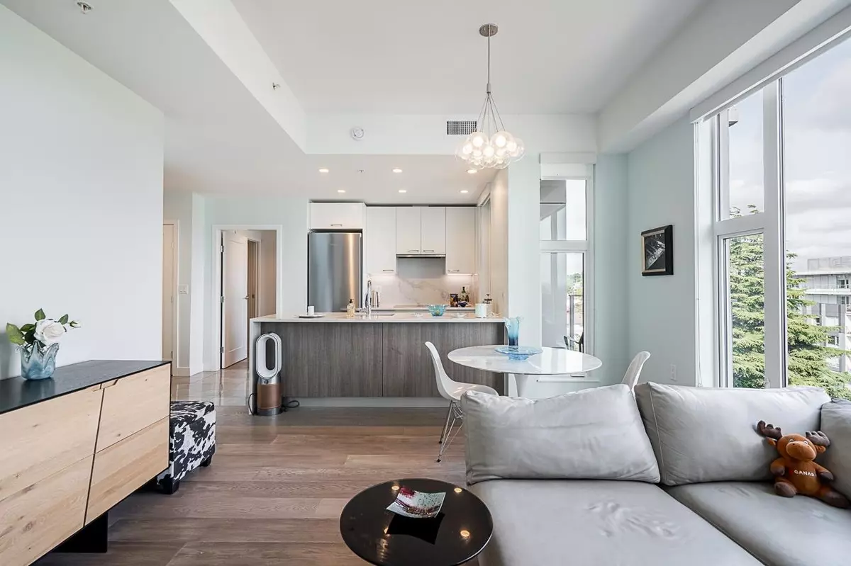 Vancouver, BC V5Y 0M3,5733 Alberta ST #605