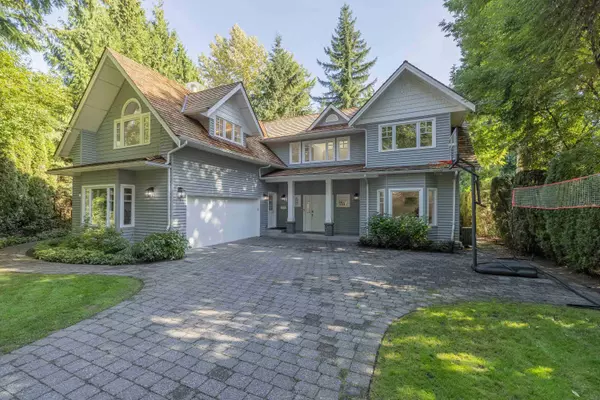 West Vancouver, BC V7T 1P3,416 Gordon AVE