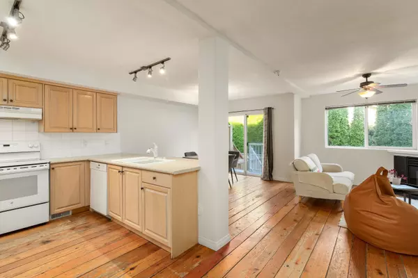 Squamish, BC V8B 0G3,39754 Government RD #14