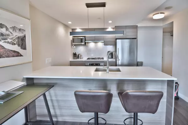 Coquitlam, BC V3J 0G2,602 Como Lake AVE #1804