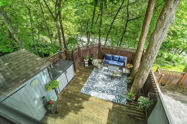 Port Moody, BC V3H 3S1,930 Blackstock RD