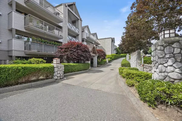 Abbotsford, BC V2S 8E1,33478 Roberts AVE #211