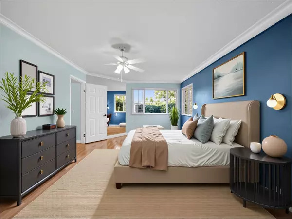 White Rock, BC V4B 4C3,1450 Merklin ST #103