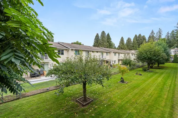 Abbotsford, BC V2S 1Y2,33233 E Bourquin CRES #109