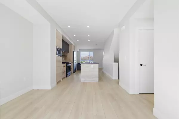 Abbotsford, BC V2T 0L5,30530 Cardinal AVE #23