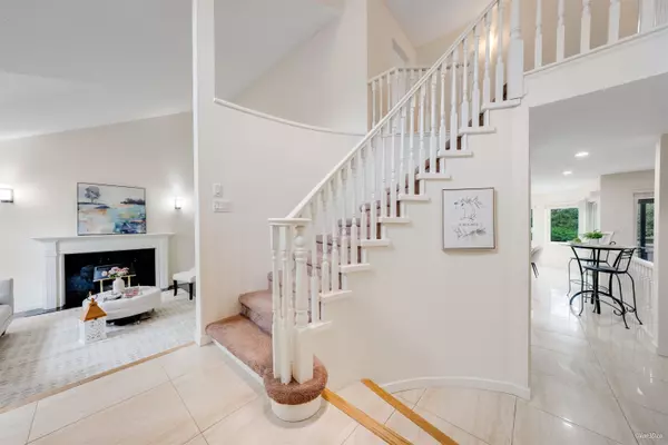 Port Moody, BC V3H 4K8,12 Parkdale PL