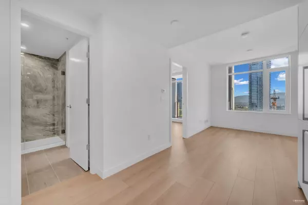 Burnaby, BC V5H 0L3,6468 Willingdon AVE #2307