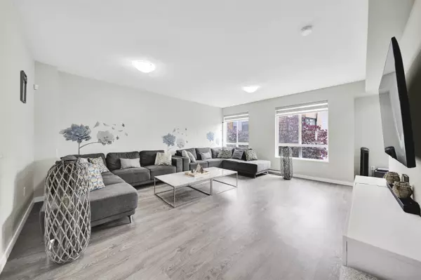 Surrey, BC V3S 0A5,15111 Edmund DR #147