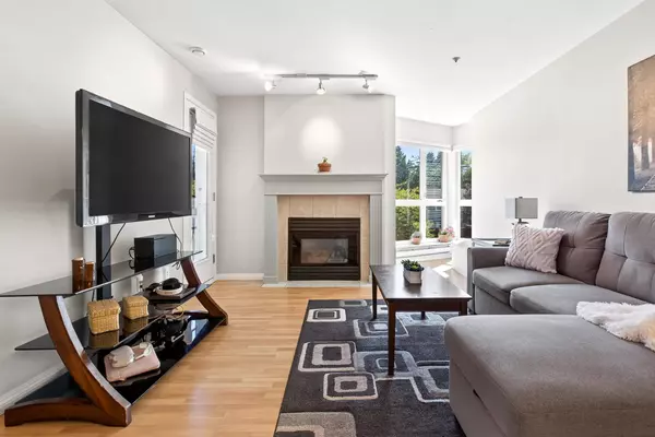 Langley, BC V3A 3V2,20245 53 AVE #201