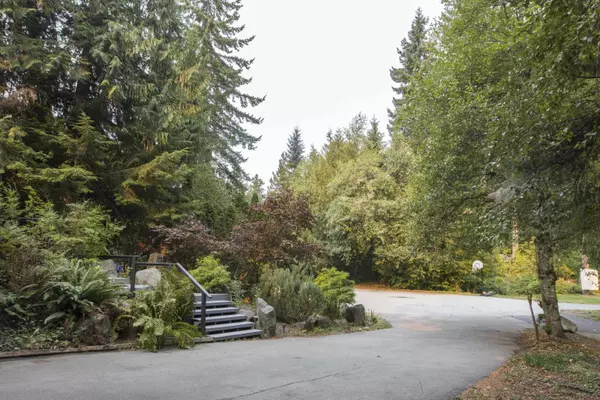 Squamish, BC V0N 1T0,40774 Thunderbird RDG