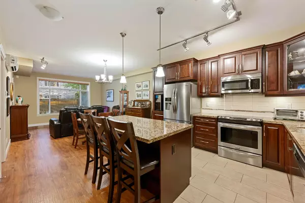 Langley, BC V2Y 0N3,8258 207a ST #104