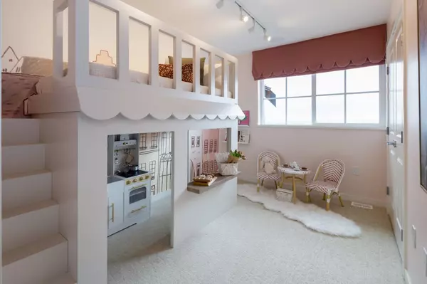 Coquitlam, BC V3E 0P3,1449 Mitchell ST #118