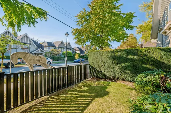 Richmond, BC V6Y 4L4,7288 Heather ST #2