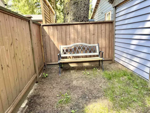 Hope, BC V0X 1L2,63071 Flood Hope RD #20