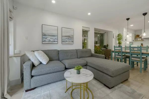 Burnaby, BC V5E 3A3,7488 Salisbury AVE #32