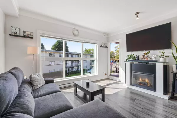 Langley, BC V3A 4B8,20630 Douglas CRES #207