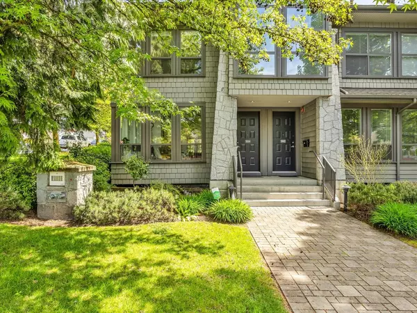 North Vancouver, BC V7L 3J7,1664 St.Georges AVE