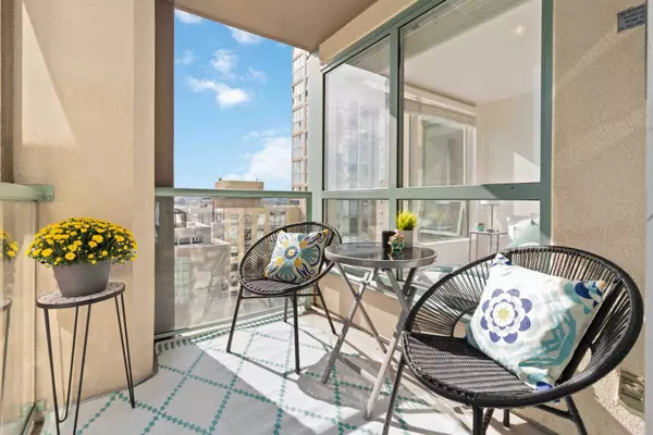 Vancouver, BC V6Z 2R3,907 Beach AVE #1003