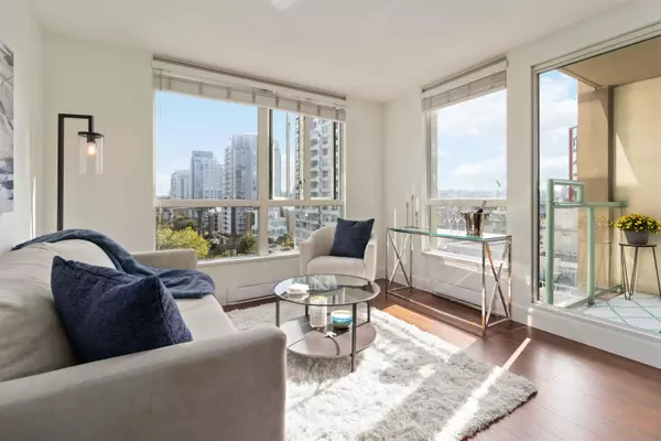 907 Beach AVE #1003, Vancouver, BC V6Z 2R3