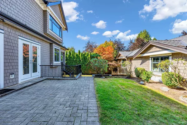 Vancouver, BC V6J 2Y8,2069 W 28th AVE