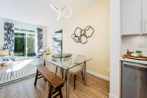 Burnaby, BC V5J 4N4,7039 Macpherson AVE #18