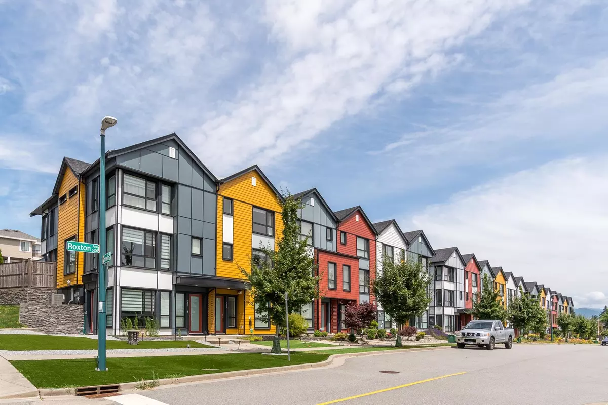 Coquitlam, BC V3B 0G7,3419 Roxton AVE #102