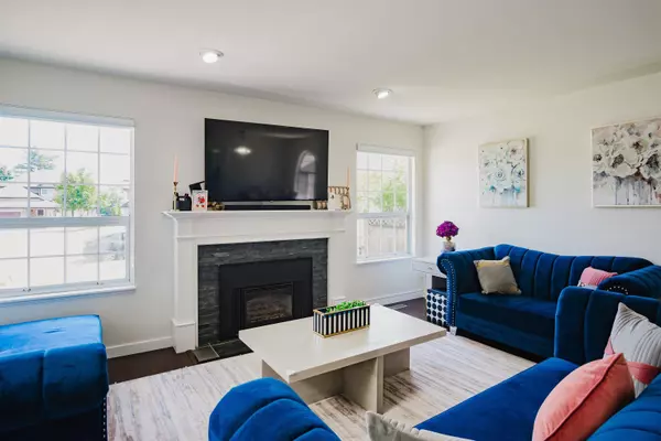 Surrey, BC V3S 7N3,5655 187 ST