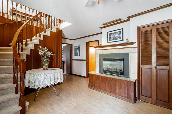 Abbotsford, BC V2T 3V1,2134 Chateau PL