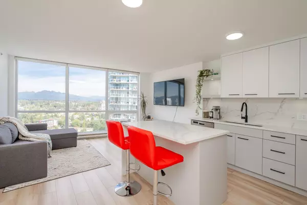 Surrey, BC V3T 0A8,13618 100 AVE #3106