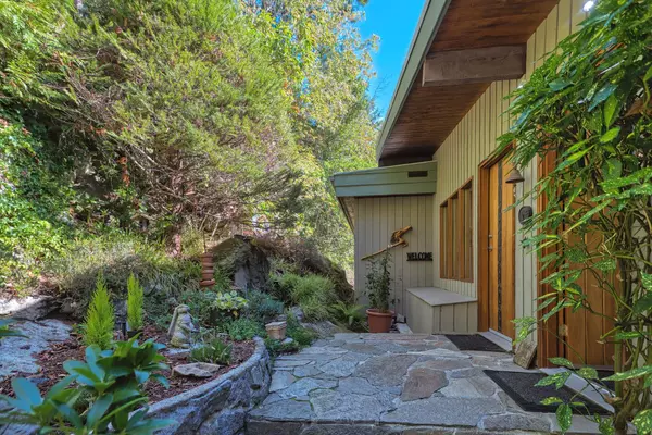 Garden Bay, BC V0N 1S1,4837 Sinclair Bay RD