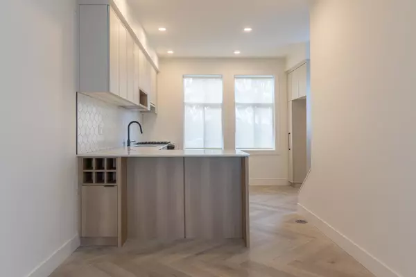 2350 165 ST #187, Surrey, BC H0H 0H0