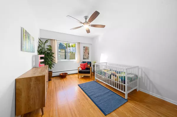 Vancouver, BC V6H 2M2,3680 Oak ST #301