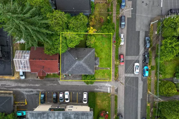 New Westminster, BC V3M 3L3,426 Seventh ST