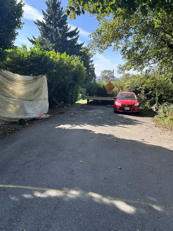 Vancouver, BC V5K 1B7,3644 Edinburgh ST