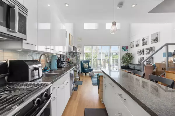 Richmond, BC V7E 2Z6,3993 Chatham ST #5